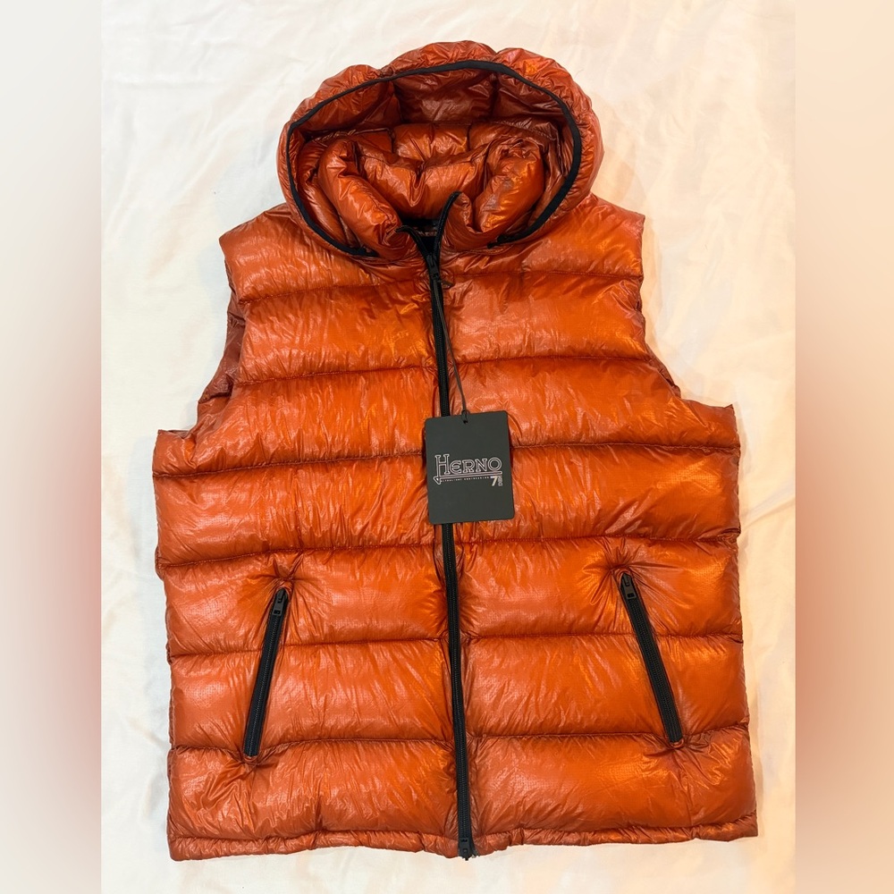 Herno Ultralight Engineering 7 Den Down Hooded Vest Brown Size 56
